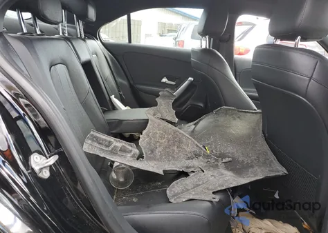 2019 Mercedes-Benz A 220 4Matic z USA, uszkodzony, nr VIN WDD3G4FB7KW024276